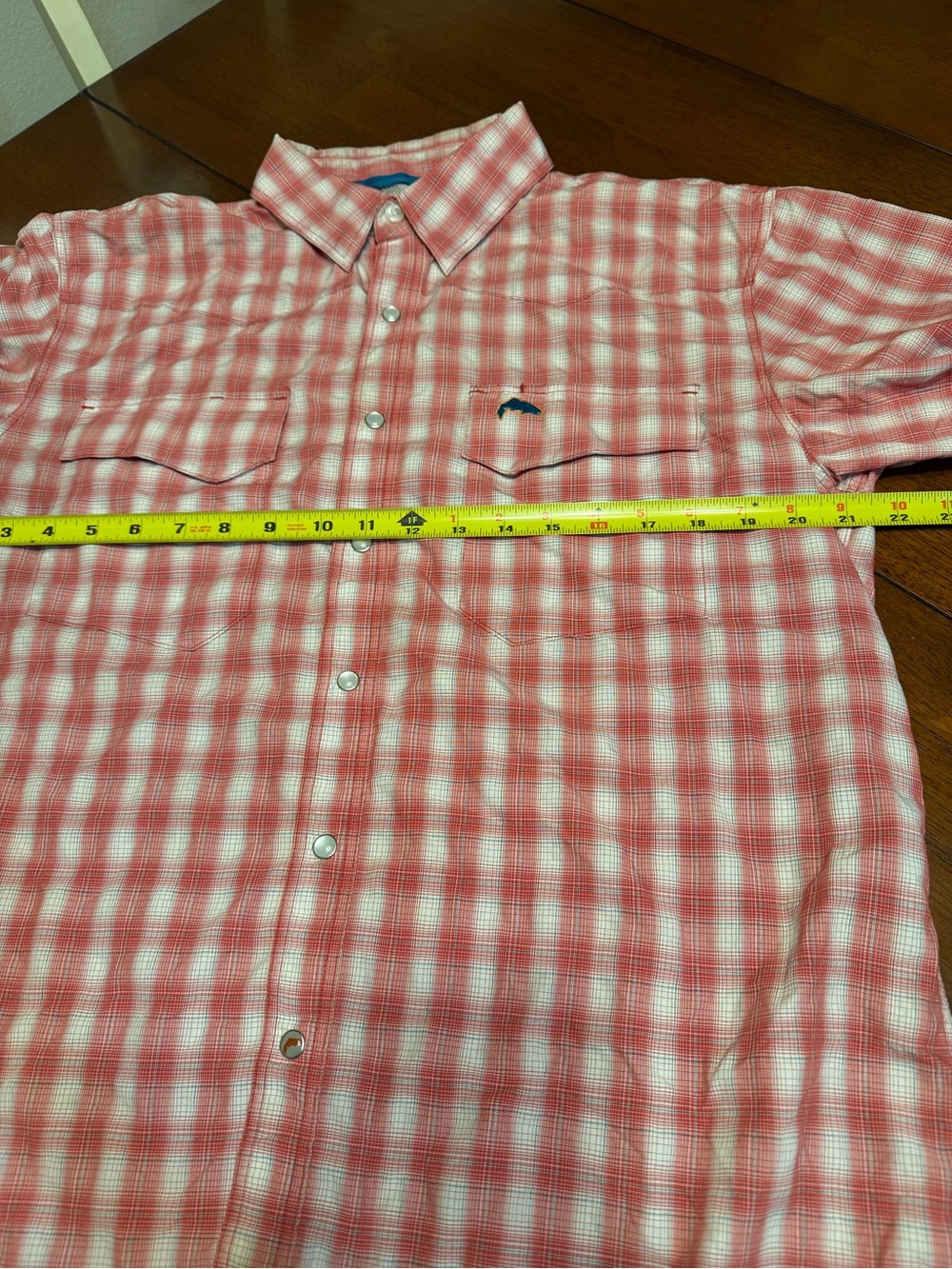 Simms Pearl Snap Plaid Check Vented Fishing Shirt Mens Medium Pink Logo Outdoor - Picture 9 of 11